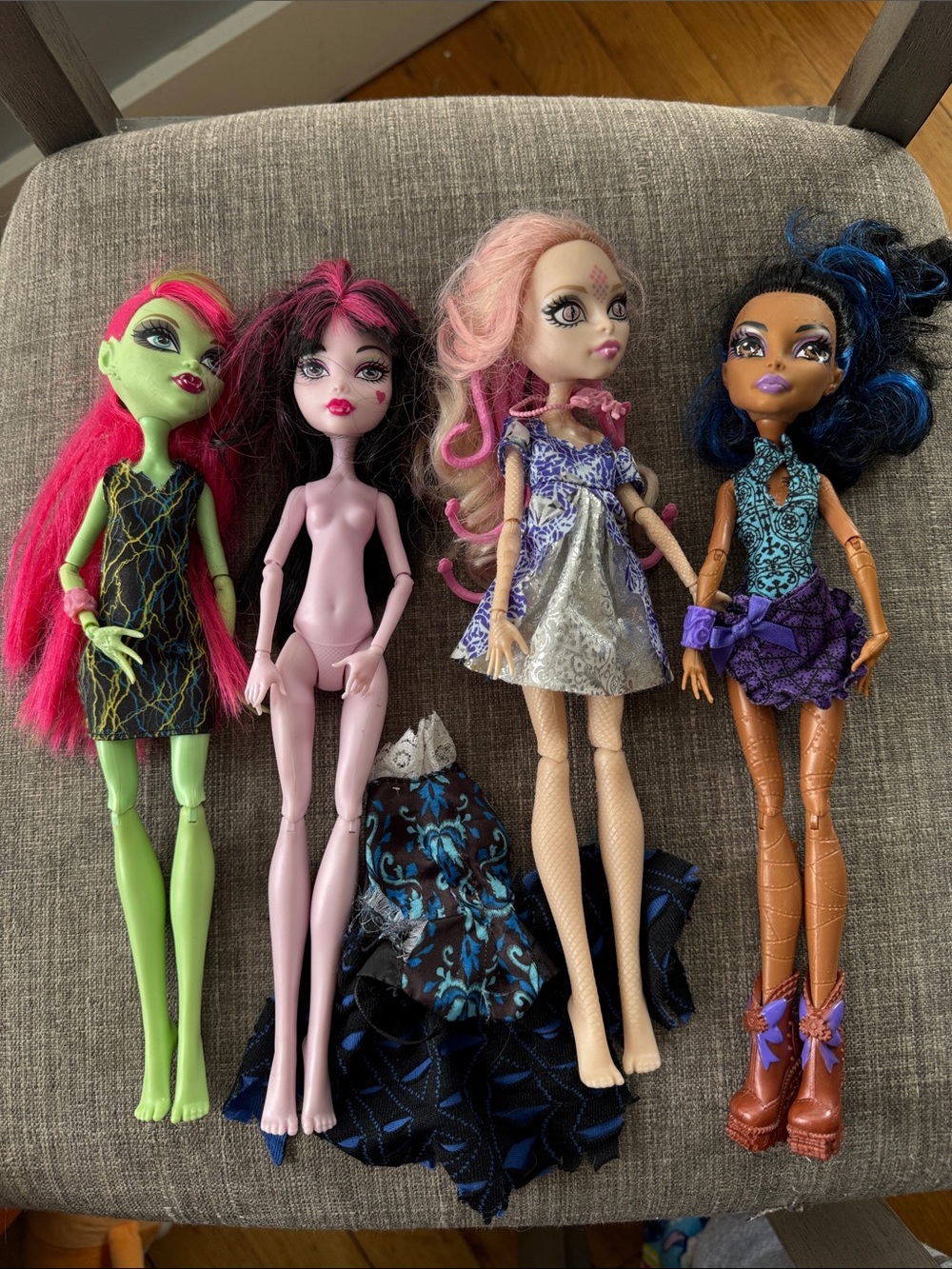 Monster High Dolls Lot Venus Cleo Viperine Rebecca